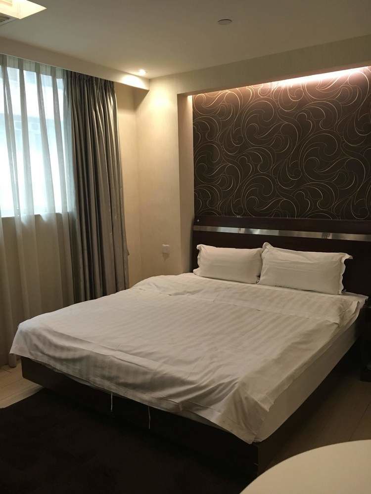 Hotel Pop Mong Kok 3*